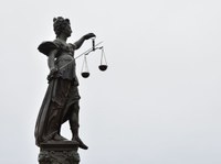 Recht und Herrschaft in der bürgerlichen Gesellschaft